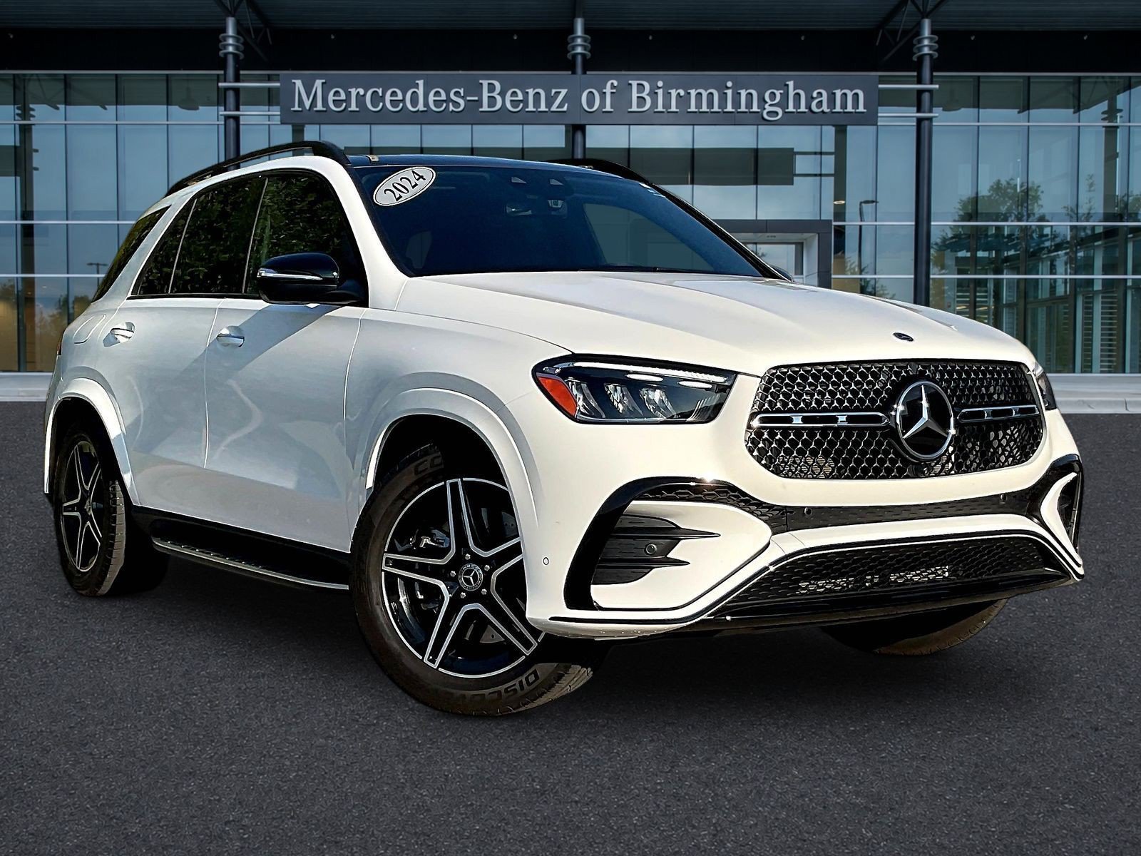 Certified 2024 Mercedes-Benz GLE 450 4MATIC image 1