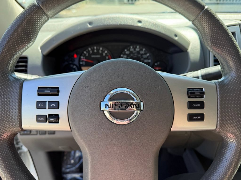 Used 2021 Nissan Frontier SV w/ Midnight Edition Floor Mats AWD/4WD image 30