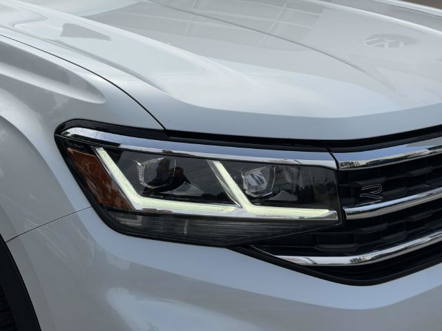 Certified 2023 Volkswagen Atlas SEL Premium AWD/4WD image 8