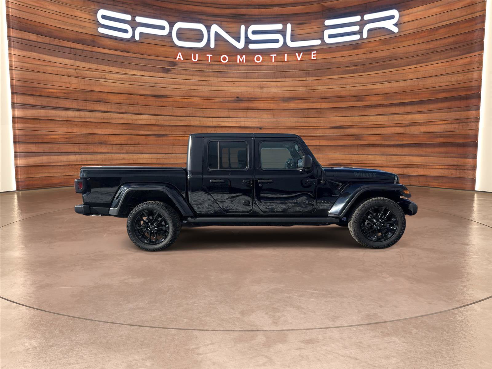Used 2022 Jeep Gladiator Willys image 6