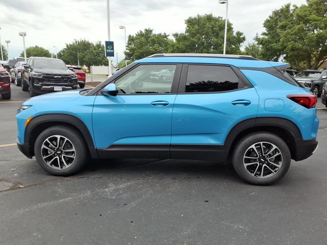 New 2026 Chevrolet TrailBlazer LT w/ Driver Confidence Package FWD image 8