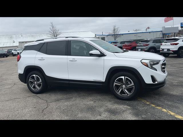 Used 2021 GMC Terrain SLT image 24