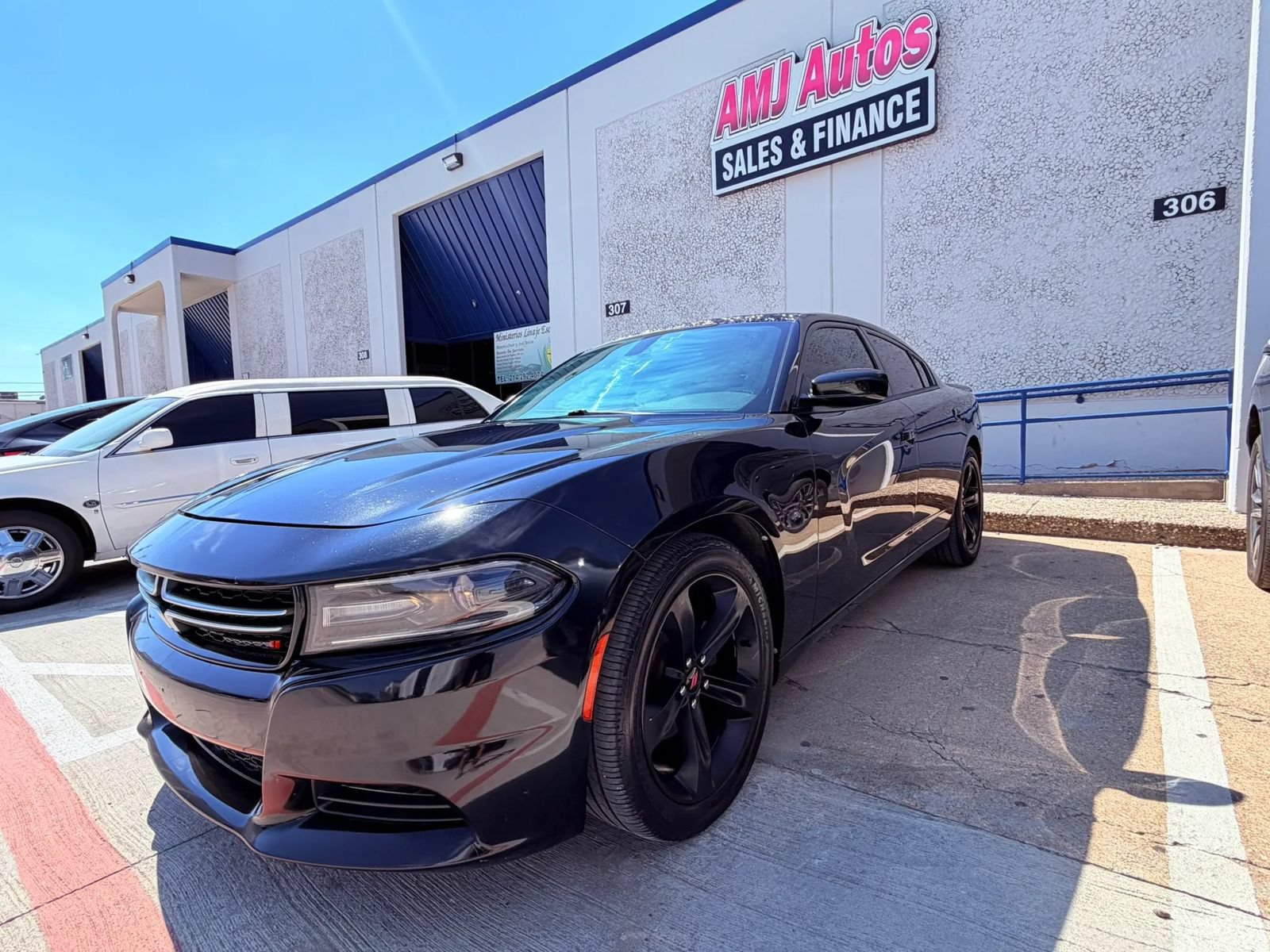 Used 2017 Dodge Charger SXT w/ Driver Confidence Group