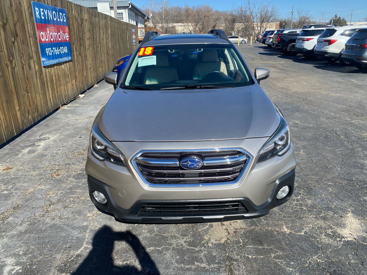 Used 2018 Subaru Outback 2.5i Limited AWD/4WD image 2