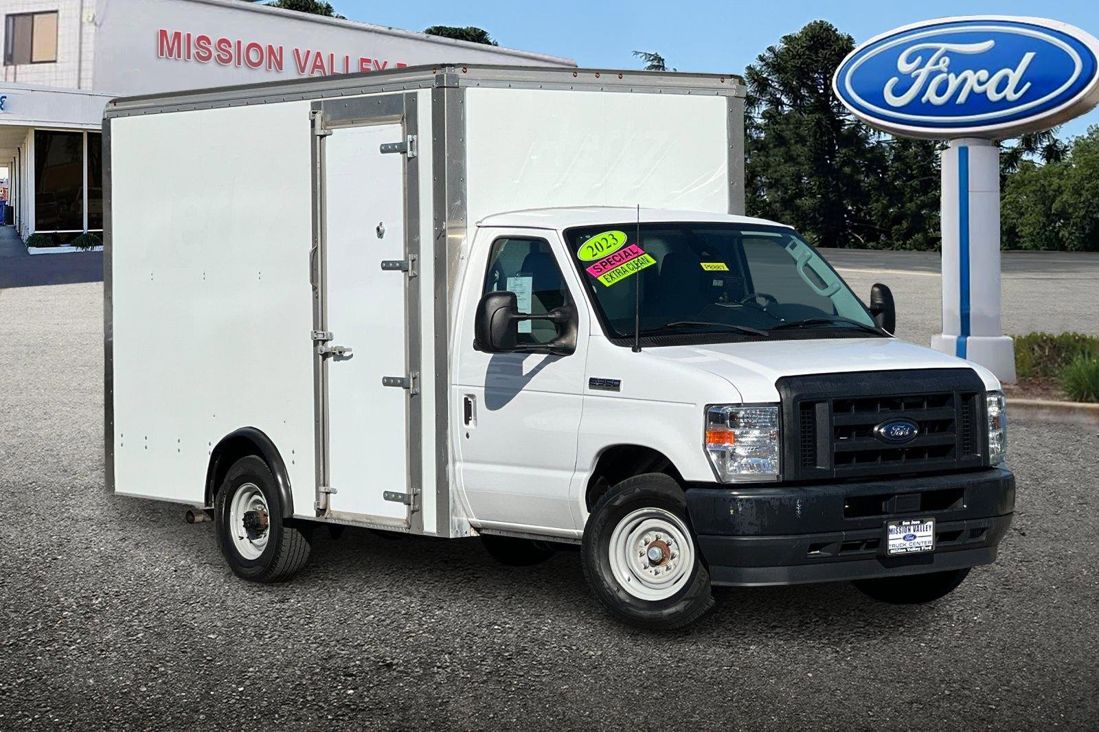 Used 2023 Ford E-350 and Econoline 350 Super Duty w/ Driver's Safety Package image 2