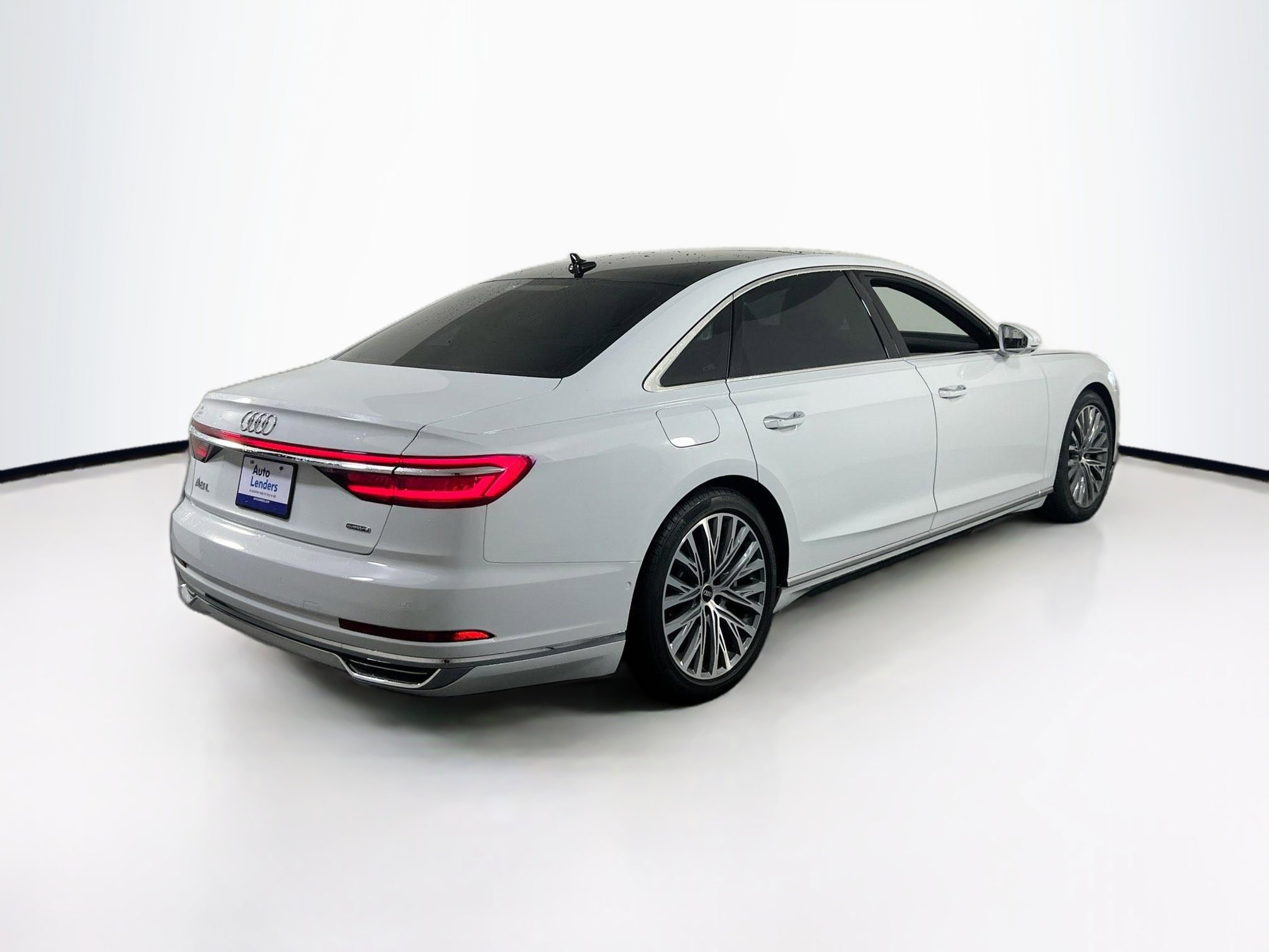 Used 2021 Audi A8 L 3.0T w/ Executive Plus Package image 5