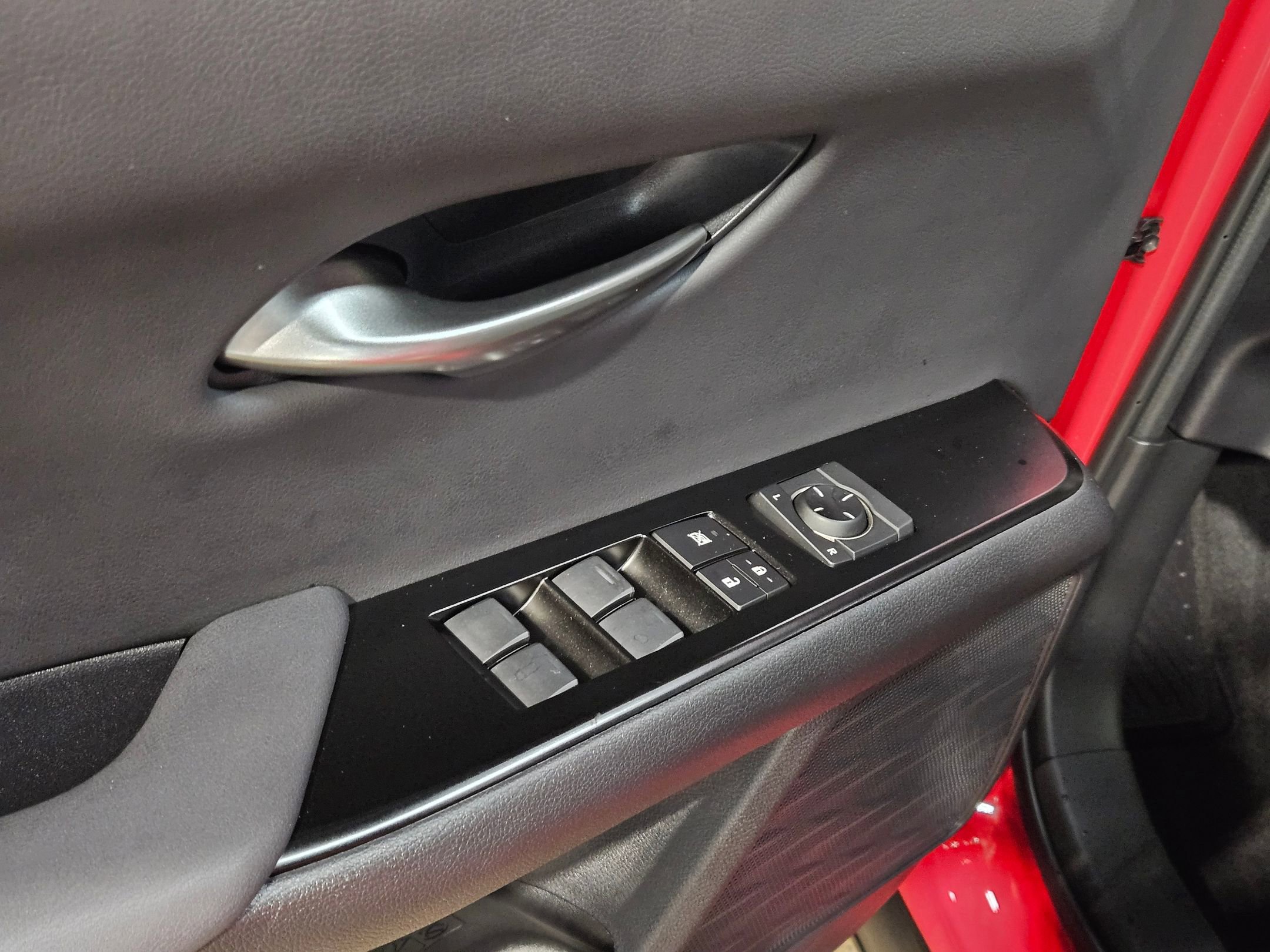 Used 2024 Lexus UX 250h F Sport FWD image 21