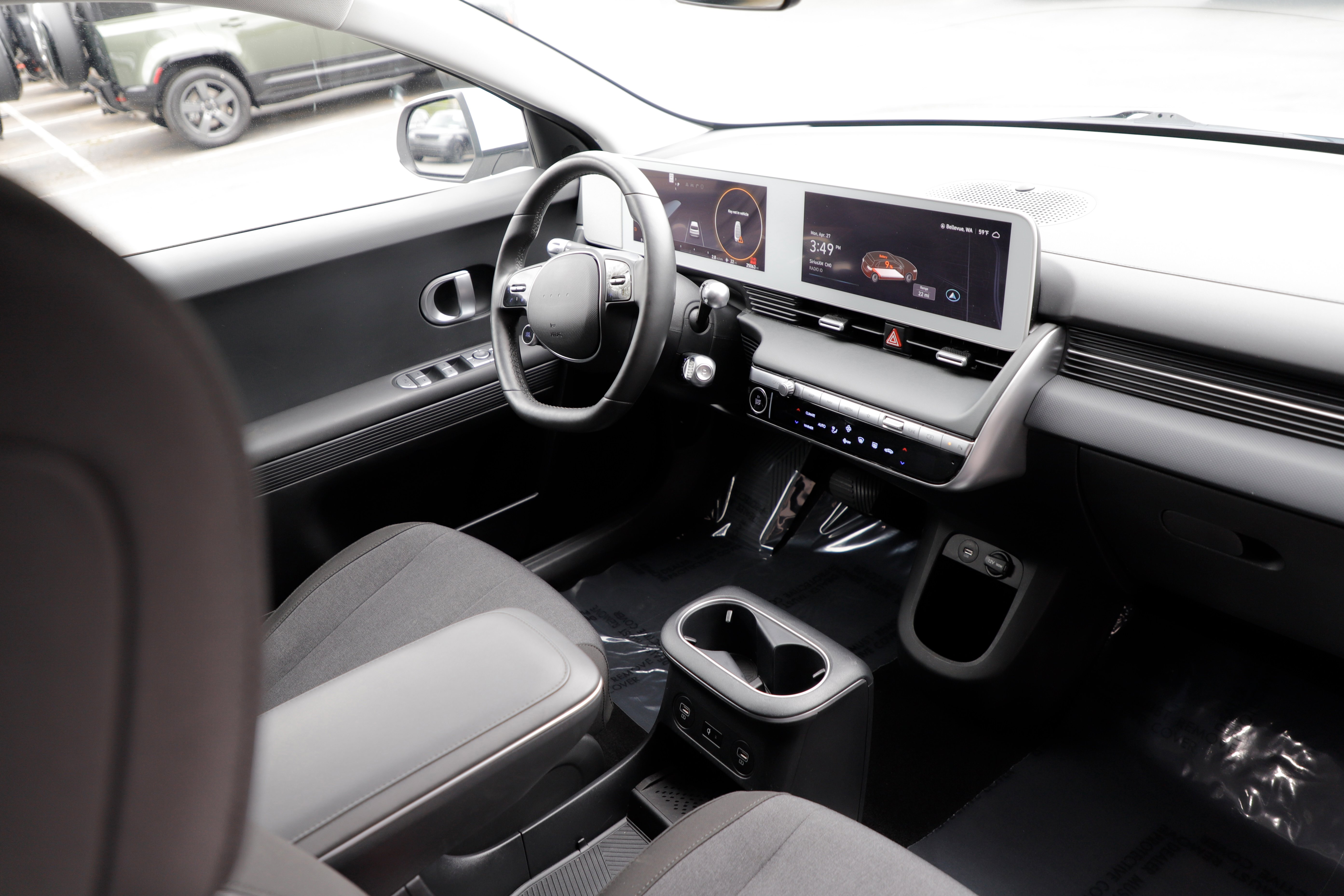 Used 2024 Hyundai Ioniq 5 SEL AWD/4WD image 13