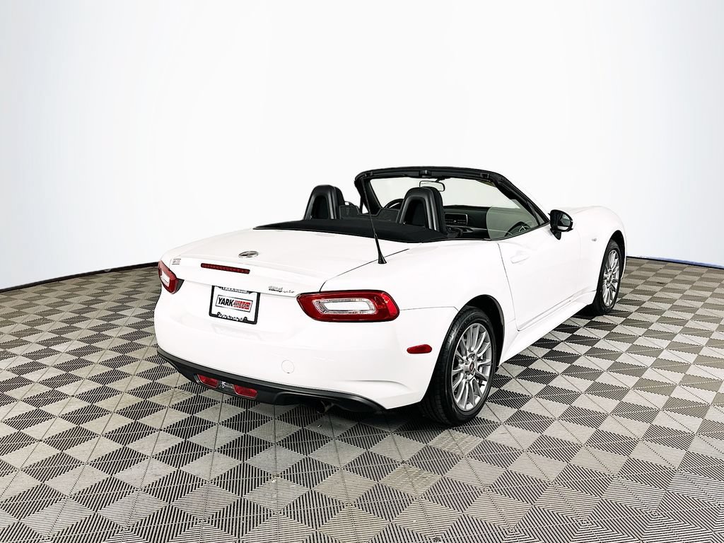Used 2018 FIAT 124 Spider Classica RWD image 36