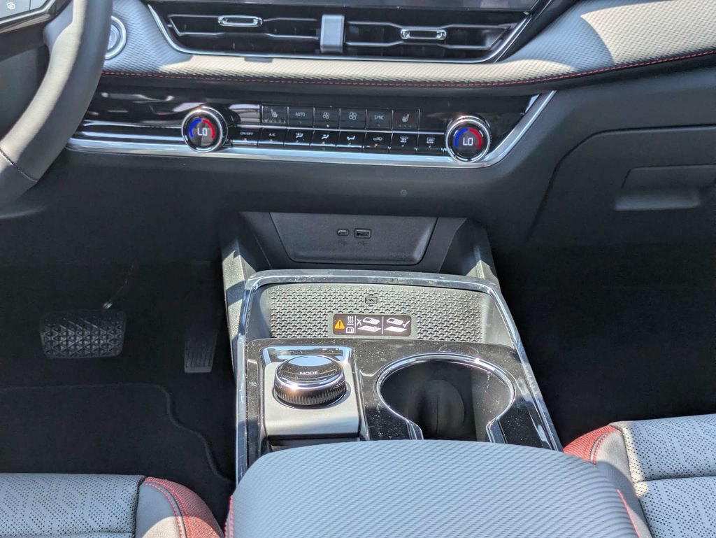 New 2027 Chevrolet Equinox RS w/ Safety and Technology Package FWD image 20
