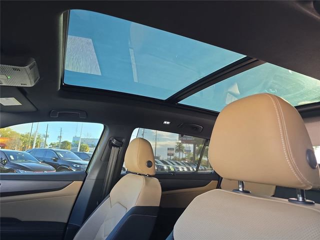 New 2026 Volkswagen Atlas Cross Sport SE image 24