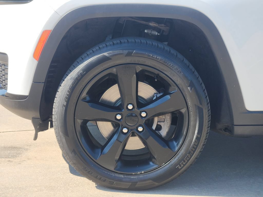 Used 2023 Jeep Grand Cherokee L Laredo AWD/4WD image 10