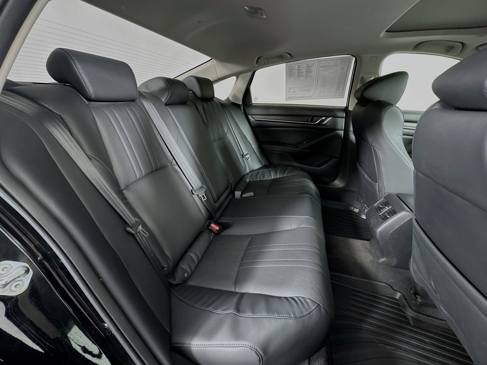 Certified 2018 Honda Accord EX-L image 27