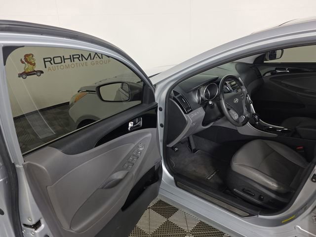Used 2012 Hyundai Sonata Limited image 17