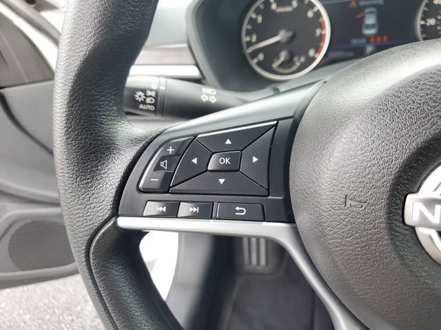 Used 2025 Nissan Altima 2.5 SV FWD image 26