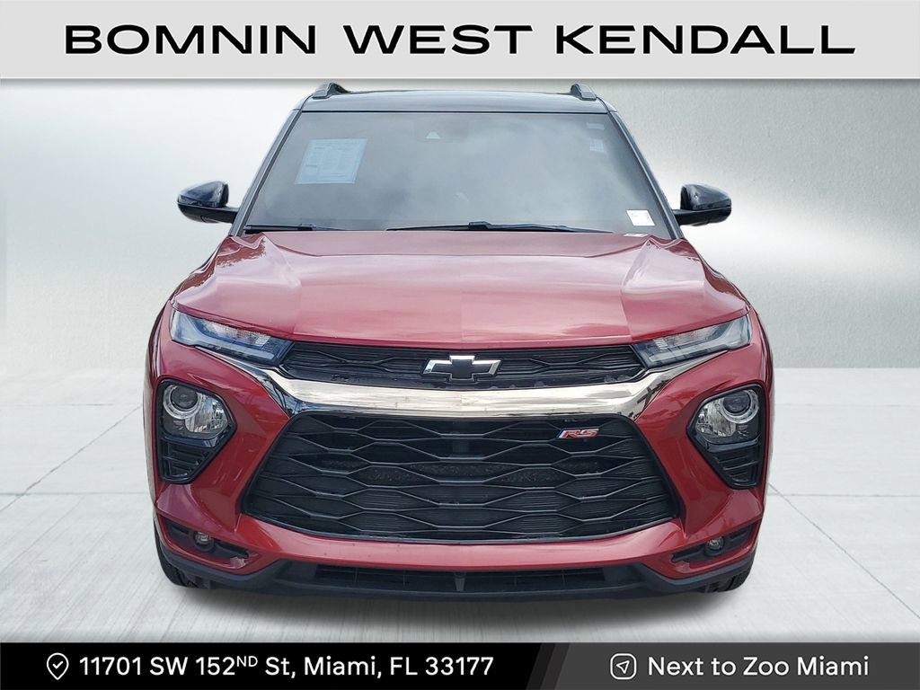 Used 2021 Chevrolet TrailBlazer RS w/ Sun and Liftgate Package image 2