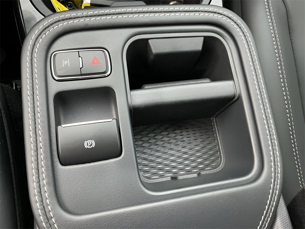 Used 2025 Ford Mustang Mach-E Select image 40