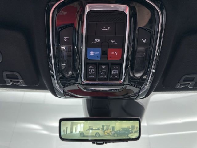 Used 2022 Jeep Grand Cherokee L Overland w/ Luxury Tech Group IV image 73