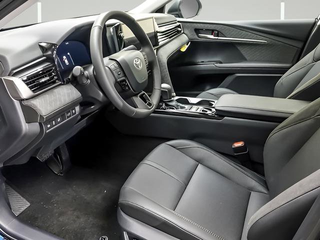 New 2025 Toyota Camry XLE image 12