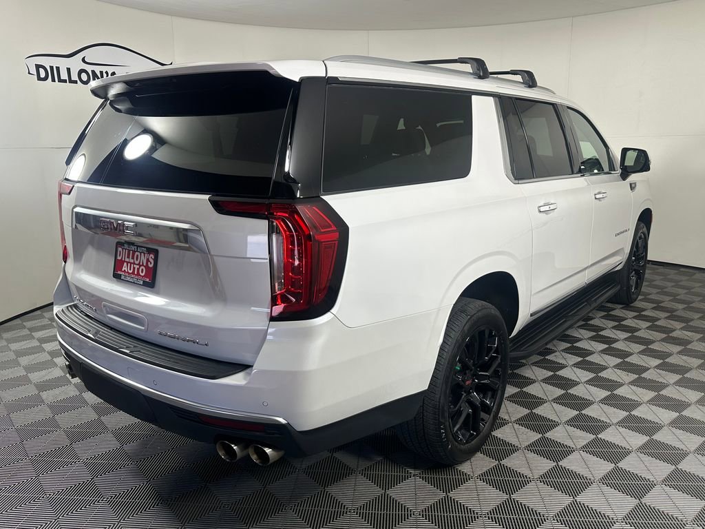Used 2024 GMC Yukon XL Denali AWD/4WD image 9