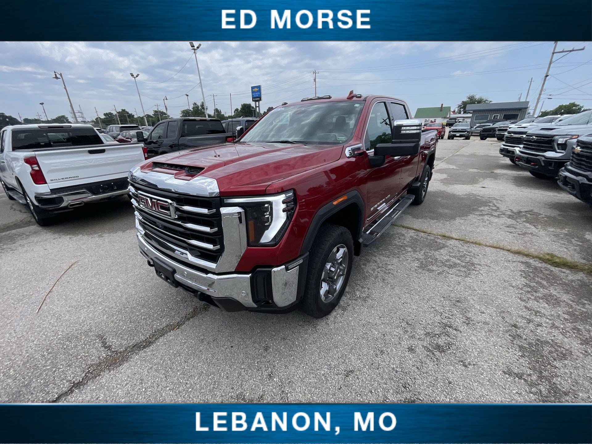 Certified 2025 GMC Sierra 2500 SLT w/ SLT Convenience Package AWD/4WD image 19