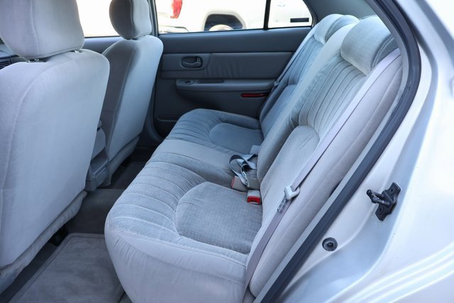 Used 2001 Buick Century Custom w/ Premium Pkg image 11