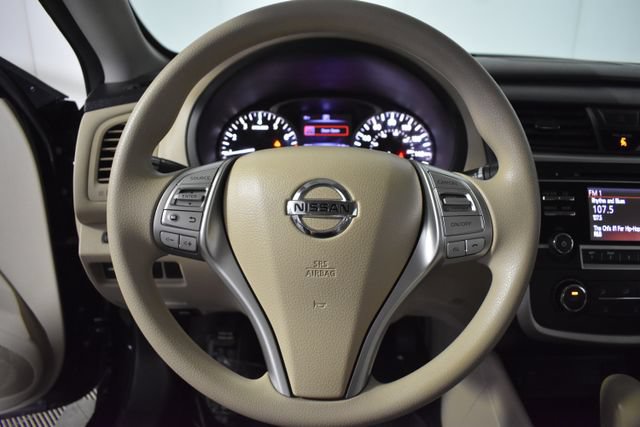 Used 2016 Nissan Altima 2.5 S w/ Power Driver Seat Package FWD image 15