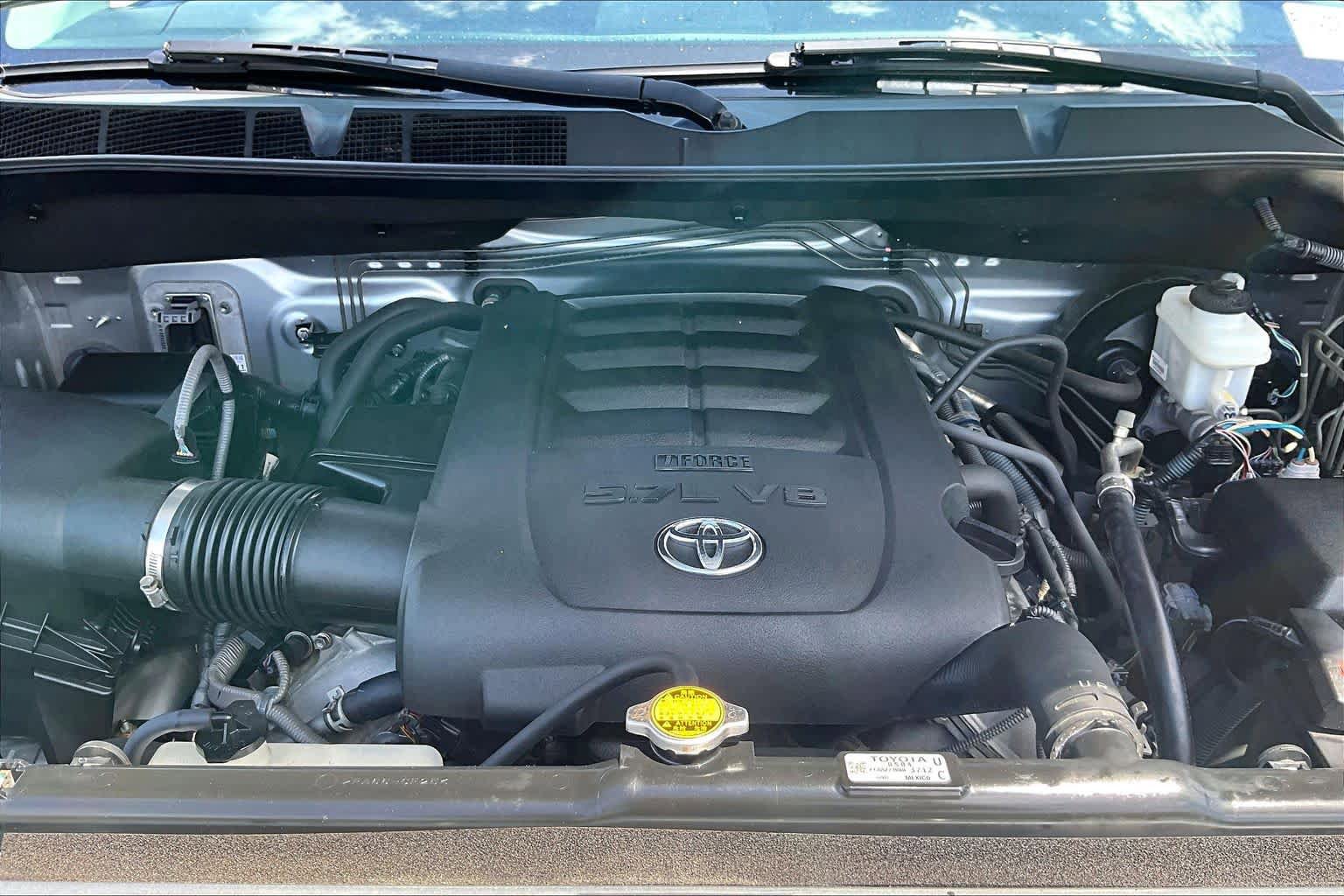 Used 2015 Toyota Tundra SR5 w/ SR5 Upgrade Package RWD image 31