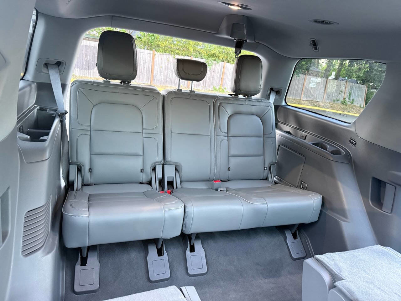 Used 2018 Lincoln Navigator Reserve AWD/4WD image 11