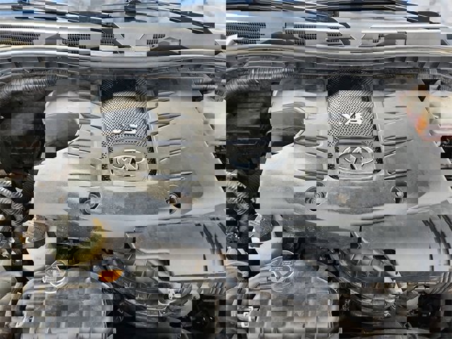 Used 2011 INFINITI QX56 7-Passenger w/ Deluxe Touring Pkg image 31