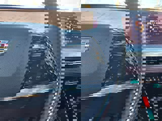 Used 2026 Cadillac Escalade Luxury w/ Touring Package image 28