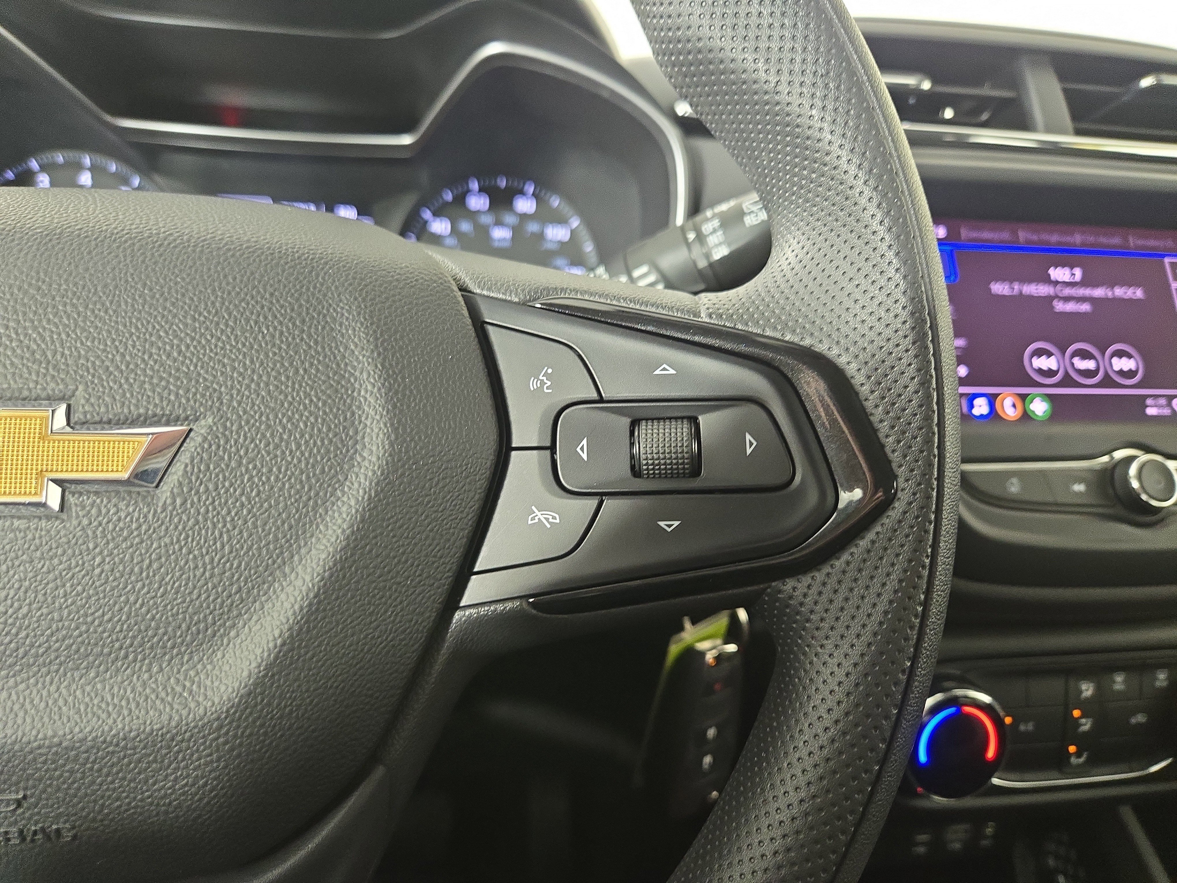 Used 2022 Chevrolet TrailBlazer LS image 16