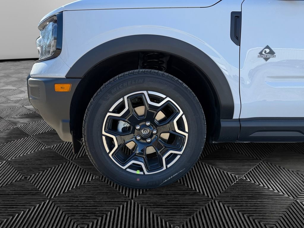 New 2025 Ford Bronco Sport Outer Banks image 9
