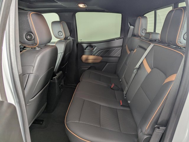 Used 2024 GMC Canyon AT4 w/ AT4 Premium Package image 23