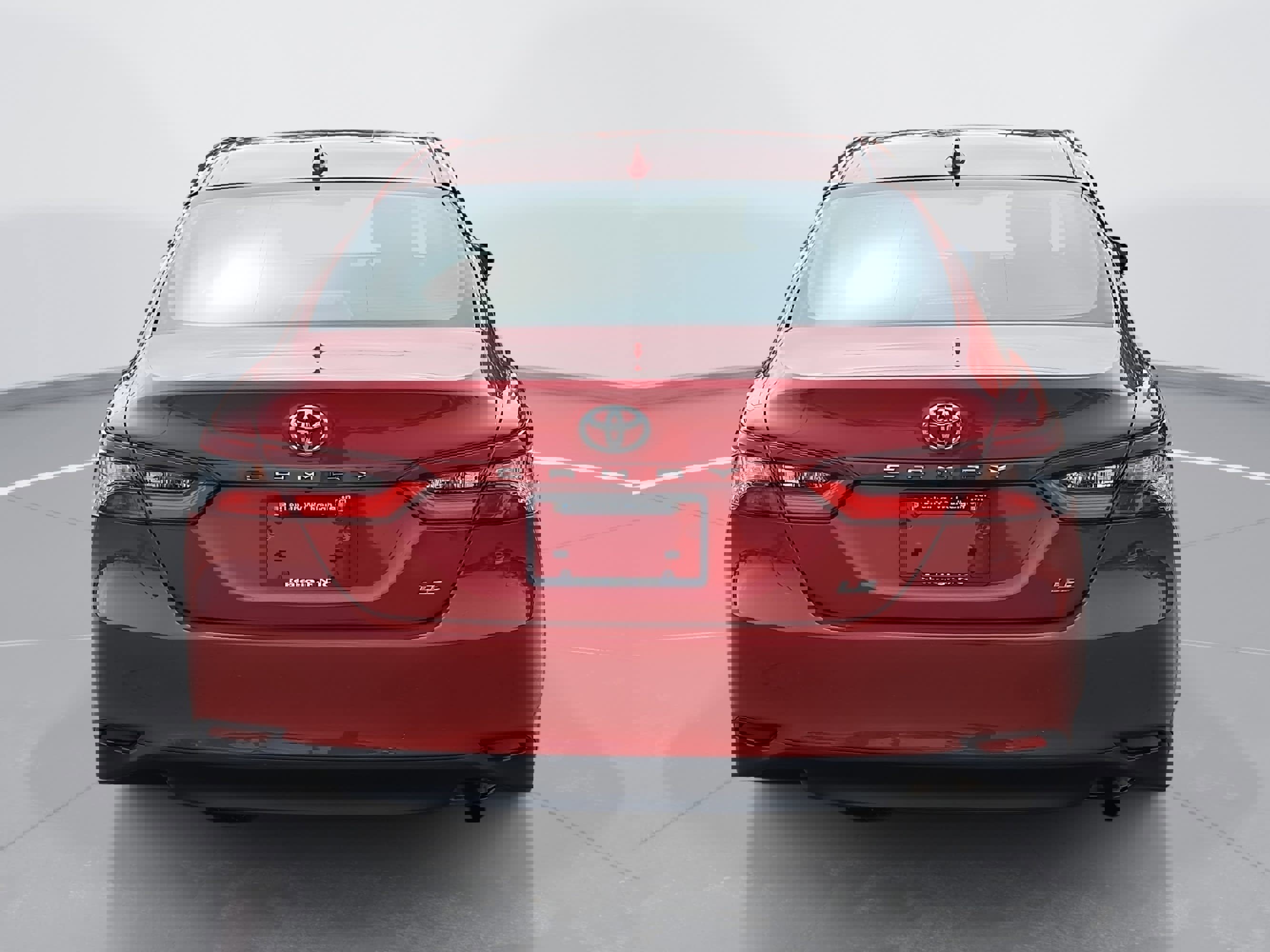 Used 2024 Toyota Camry LE image 4