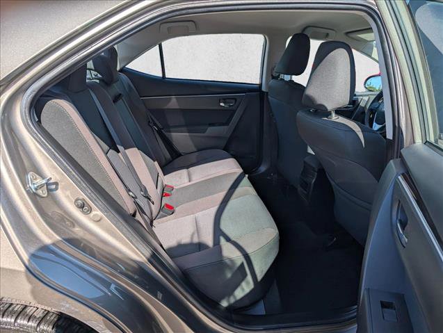 Used 2018 Toyota Corolla LE image 16