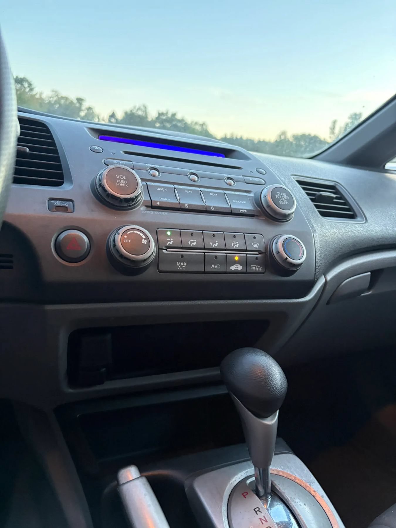Used 2010 Honda Civic EX-L image 12