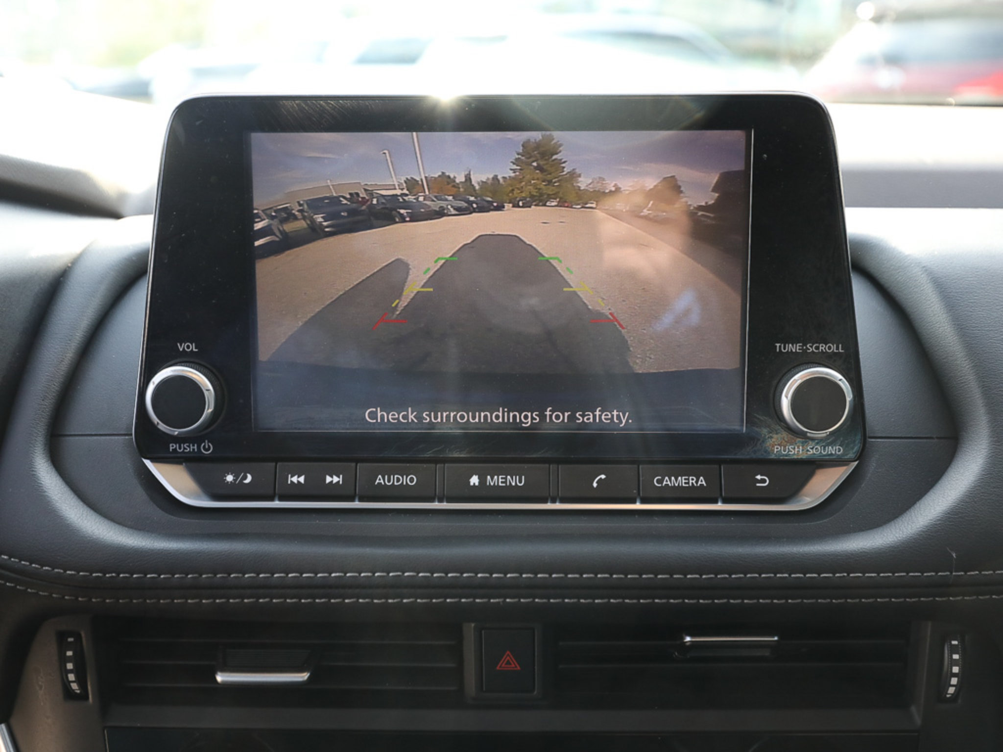 Used 2021 Nissan Rogue S AWD/4WD image 17