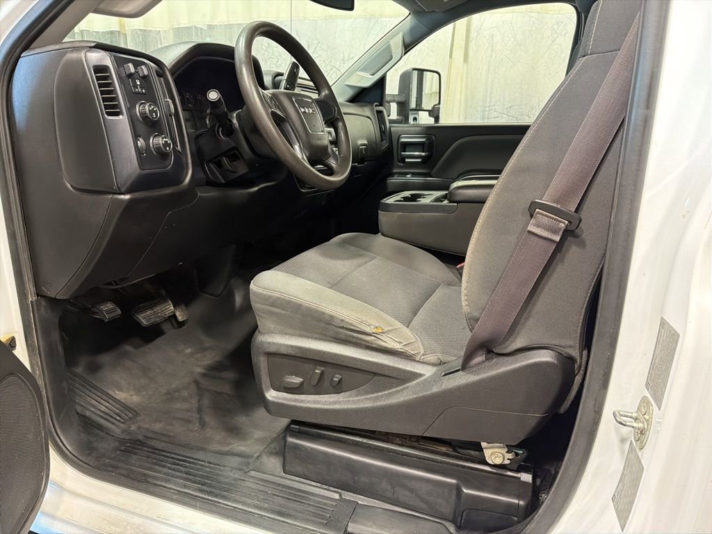 Used 2016 GMC Sierra 3500 4x4 Regular Cab w/ Sierra Convenience Package image 3