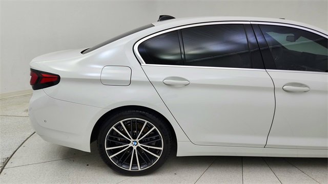 Used 2021 BMW 530i w/ Premium Package image 12