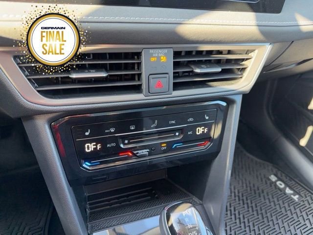 New 2026 Volkswagen Taos SE image 24