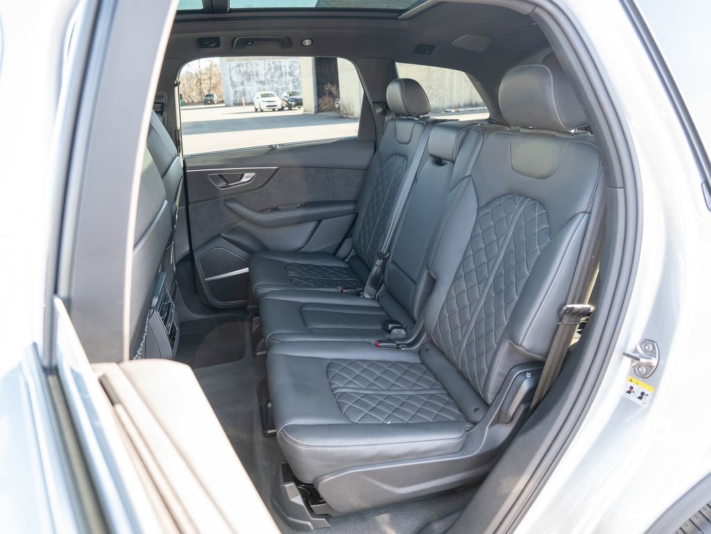Used 2022 Audi SQ7 Premium Plus image 36