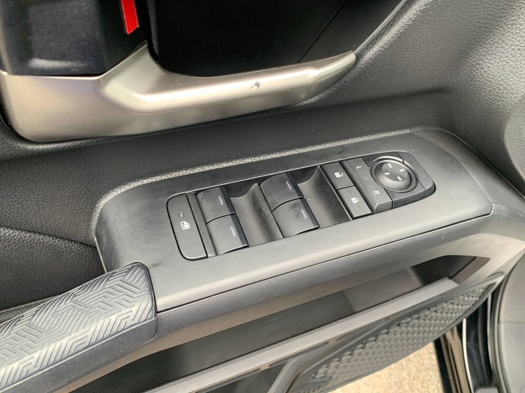 Used 2024 Toyota Tacoma TRD Off-Road AWD/4WD image 13