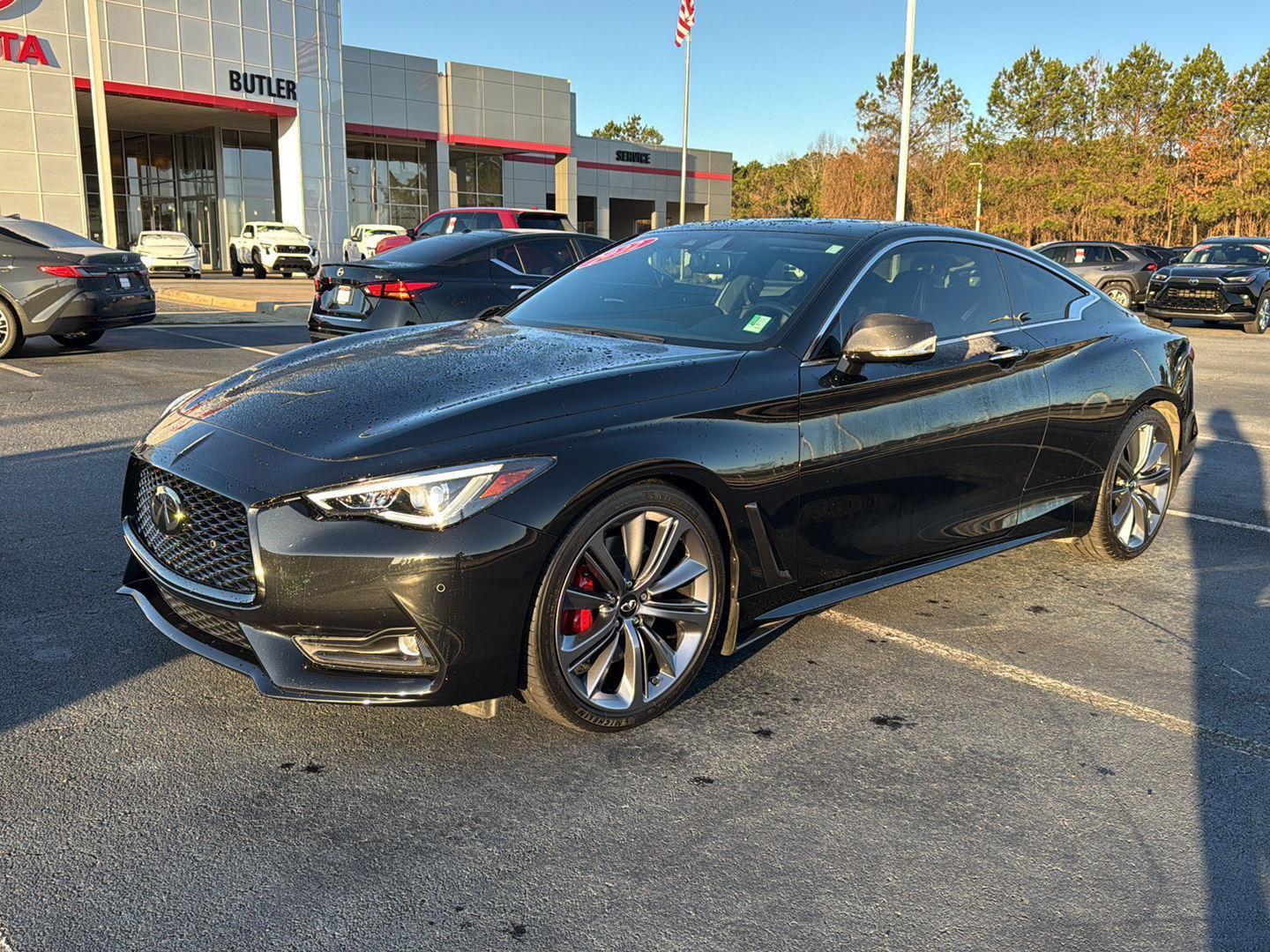 Used 2022 INFINITI Q60 Red Sport 400 w/ Carbon Fiber Package image 1