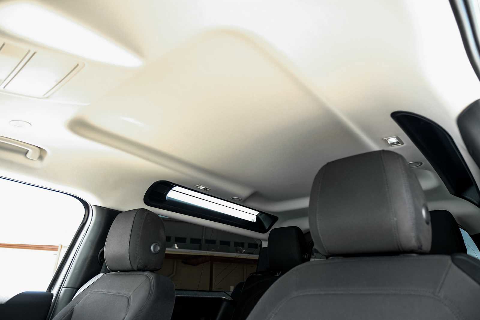 Used 2022 Land Rover Defender 90 image 31