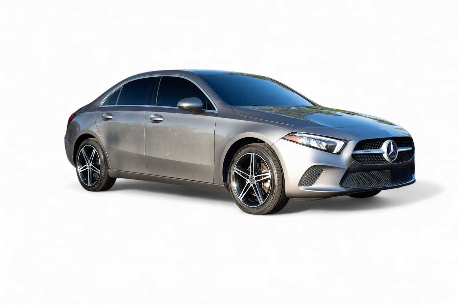 Used 2019 Mercedes-Benz A 220 4MATIC image 3