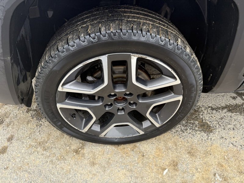 Used 2021 Jeep Renegade Sport image 13