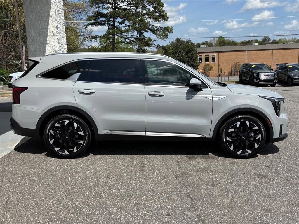Used 2024 Kia Sorento SX image 20