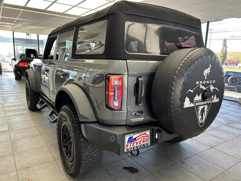 Used 2022 Ford Bronco Wildtrak image 10