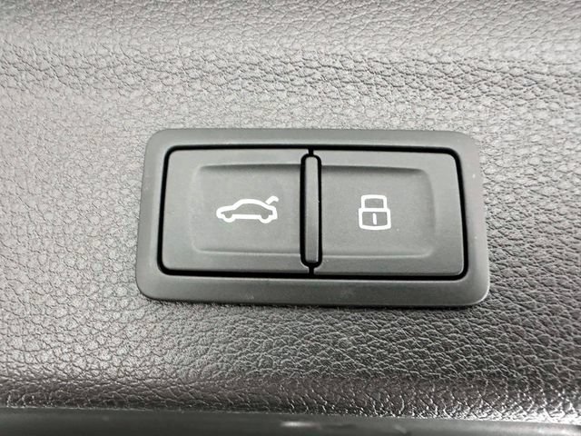 Certified 2024 Audi Q3 2.0T Premium AWD/4WD image 11